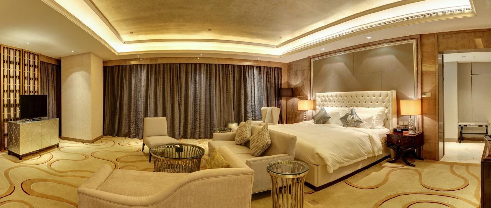 Hotel Ramada Plaza Liuzhou Liudong Esterno foto